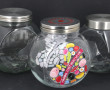3 bocaux à bonbons dont un de la marque 