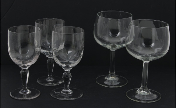11 verres à pied anciens en verre H 14 c