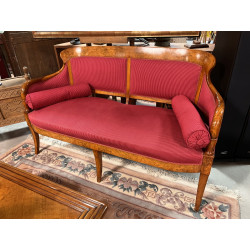 Banquette ancienne en loupe recouverte d