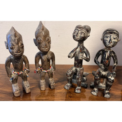 2 couples d'ancêtres africains H. 23 cm,