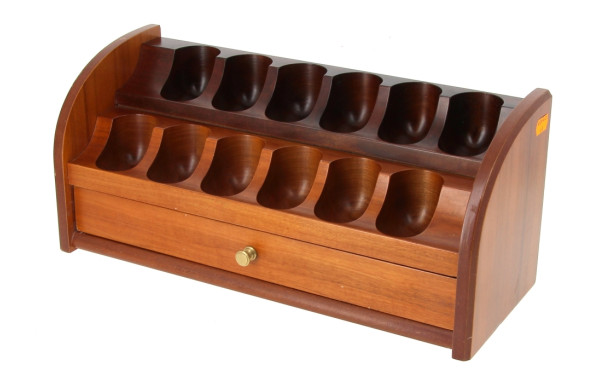 Présentoir à pipes en bois fruitier en 2