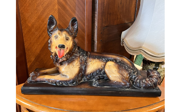 Berger allemand en plâtre patiné années