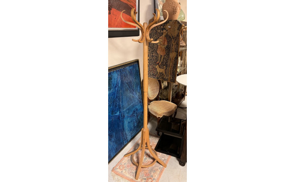 Porte manteaux perroquet moderne