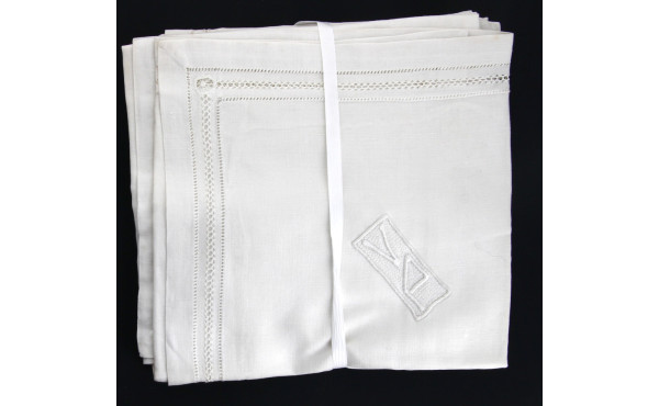 Lot de 4 taies d'oreiller anciennes brod