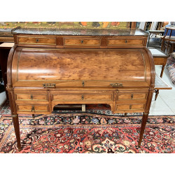 Bureau à cylindre Louis XVI, en placage 