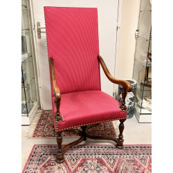Fauteuil à haut dossier de style Louis X