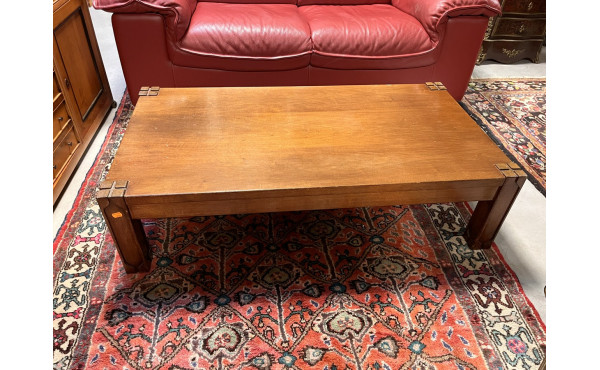 Table basse rectangulaire en bois fruiti