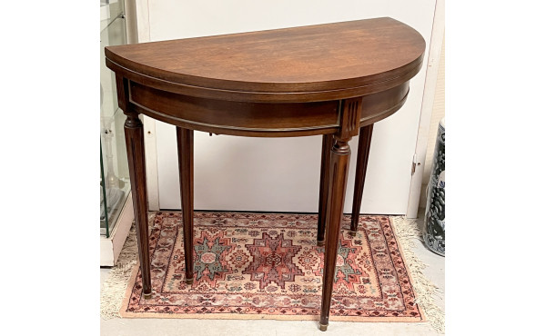 Table 1/2 lune, H 77 x L 90 x P 45 cm (p