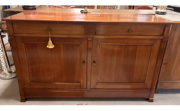 Enfilade en merisier, H 100 x L 167 x P 