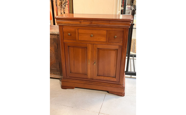 Petit meuble merisier 3 tiroirs et 2 por