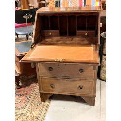 Petit secrétaire à abattant et 3 tiroirs