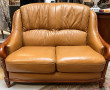 Canapé 2 places en cuir brun L. 128 cm