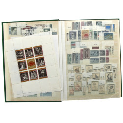 AUTRICHE - Fort classeur de TP neufs san