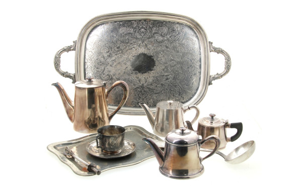 Lot de métal argenté et métal : un plate