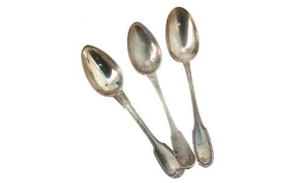 Trois cuillères en argent, poinçon miner