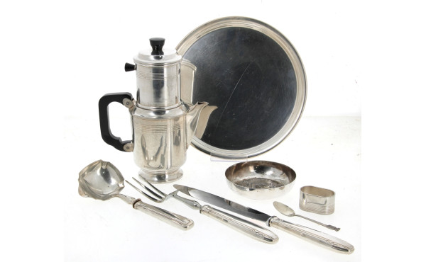 Couvert à découper en métal argenté styl