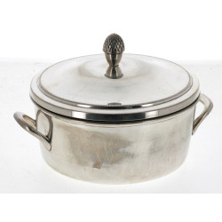 Légumier couvert en métal argenté décor 