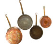 4 casseroles décoratives en cuivre : on 