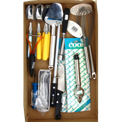 Thème CUISINE - Petit stock de magasin :