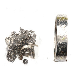 Bracelet jonc ouvrant en argent gravé de