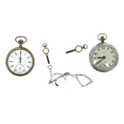 Deux montres de gousset en métal, une mo