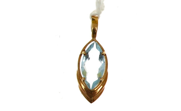 Pendentif en or jaune 18 cts, poinçon tê