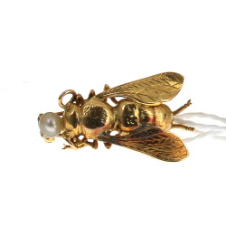 Petite broche mouche en or jaune 18 cts,
