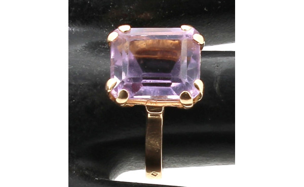 Bague en or jaune 18 cts, poinçon tête d