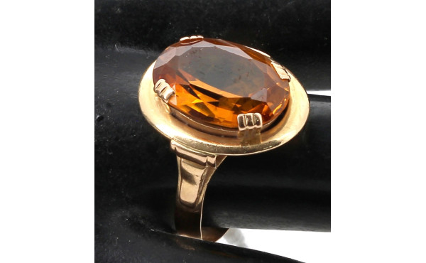 Bague en or jaune 18 cts, trace de poinç