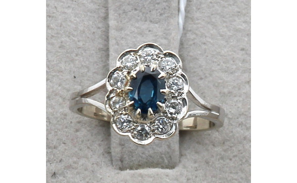 Bague en or gris 18 cts, poinçon tête d'