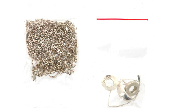 Lot de bijoux en argent accidentés, poid