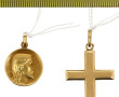 Pendentif croix et médaille en or jaune 