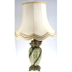 Lampe en faïence fine ancienne à décor f