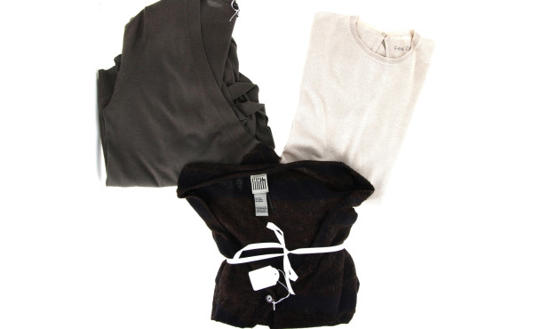 Lot de 3 vêtements femme - 1 ) pull à ma