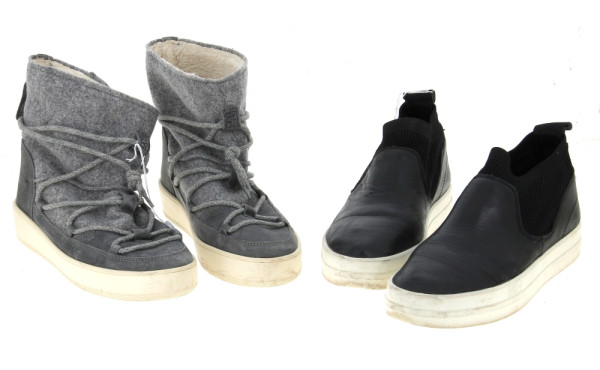 NAPAPIJRI - Deux paires de chaussures fe