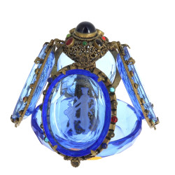 Baguier (?) en verre bleu comprenant 4 m