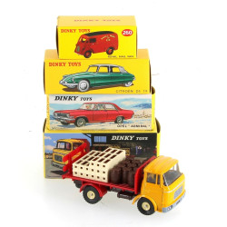 DINKY TOYS pour Atlas en BO états neufs 