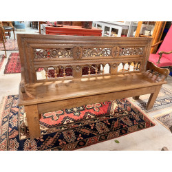 Banc breton à dossier sculpté, ajouré, d