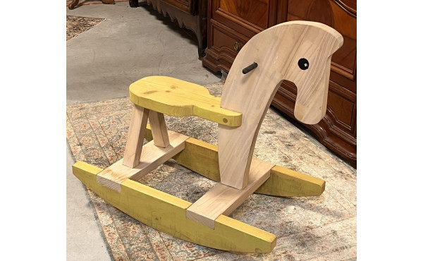 Cheval à bascule en bois, fabrication mo