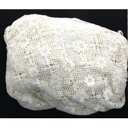 Dessus de lit au crochet à décor floral,