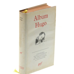 LA PLEIADE - Album HUGO (qqs piqures sur