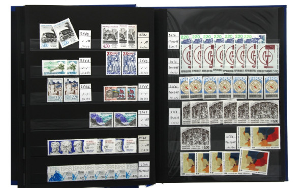 FRANCE du n° 2489 au 2886 - Classeur de 