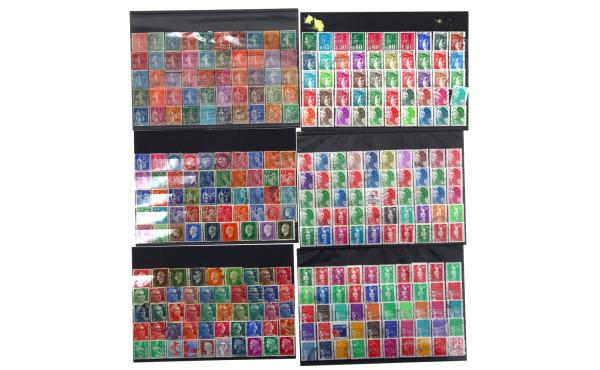 France - Lot de 300 timbres neufs et obl