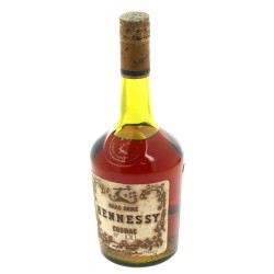 1 B COGNAC HENNESSY bras armé 3 étoiles 