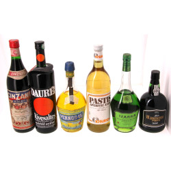 Lot de 6 bouteilles d'apéritif vintages 