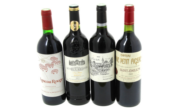 Lot de 4 bouteilles: - MARGAUX Ch Durfo
