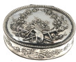 Ravissante boîte de forme ovale en argen