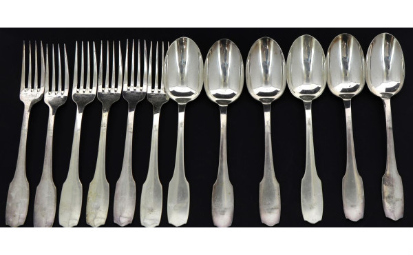 6 couverts de table en métal argenté mod