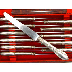 12 couteaux de table, manches métal arge