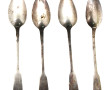 4 petites cuillères anciennes en argent,